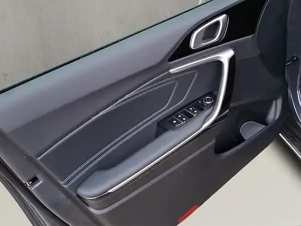 Neu Kia Ceed 150 PS (110 kW) 2025 (h8g) dark penta metal m Kleinwagen