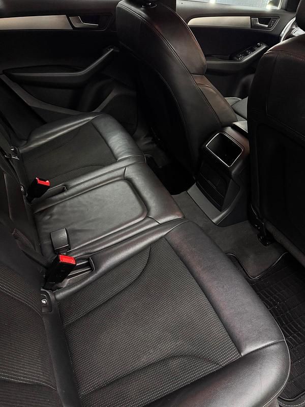 Gebraucht Audi Q5 180 PS (132 kW) 2011 Schwarz SUV