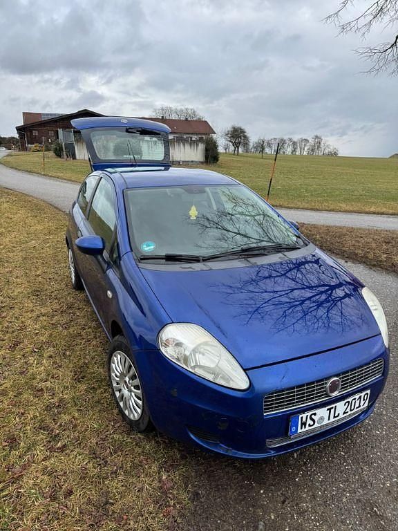 Gebraucht Fiat Punto 65 PS (47 kW) 2009 Blau Kleinwagen