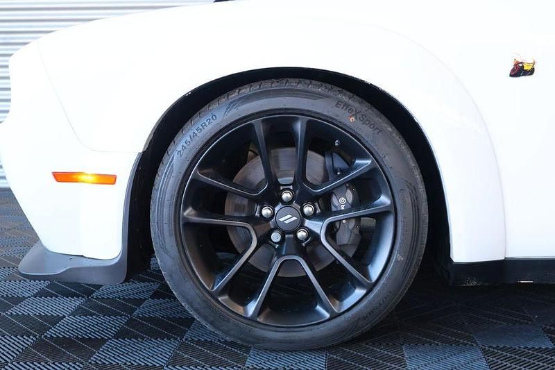 Gebraucht Dodge Challenger 491 PS (361 kW) 2023 Weiß Coupé