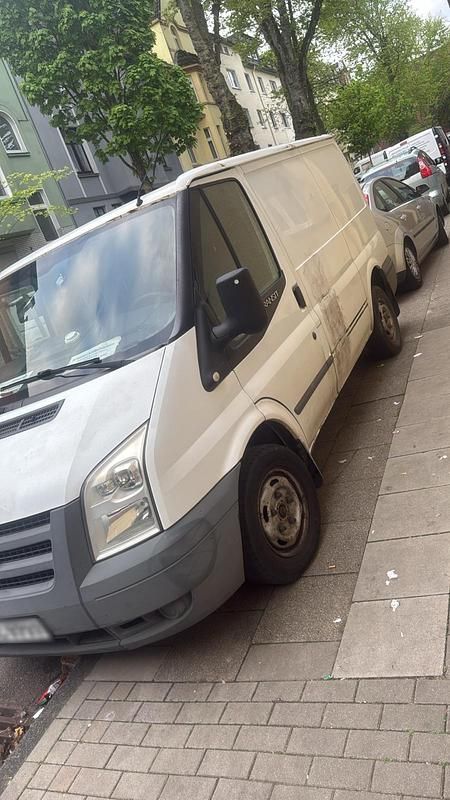 Usado Ford Transit 86 CV (63 kW) 2010 Blanco Monovolumen