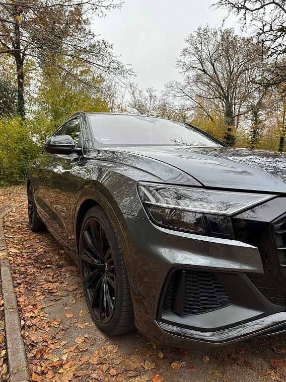 Grau Gebraucht 2021 Audi SQ8 Ambiente SUV | 70.900 € (Etwas zu teuer) - Bild 1/4