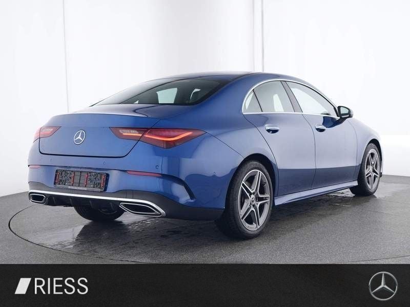 Gebraucht Mercedes CLA220 Premium 190 PS (139 kW) 2024 Blau Limousine