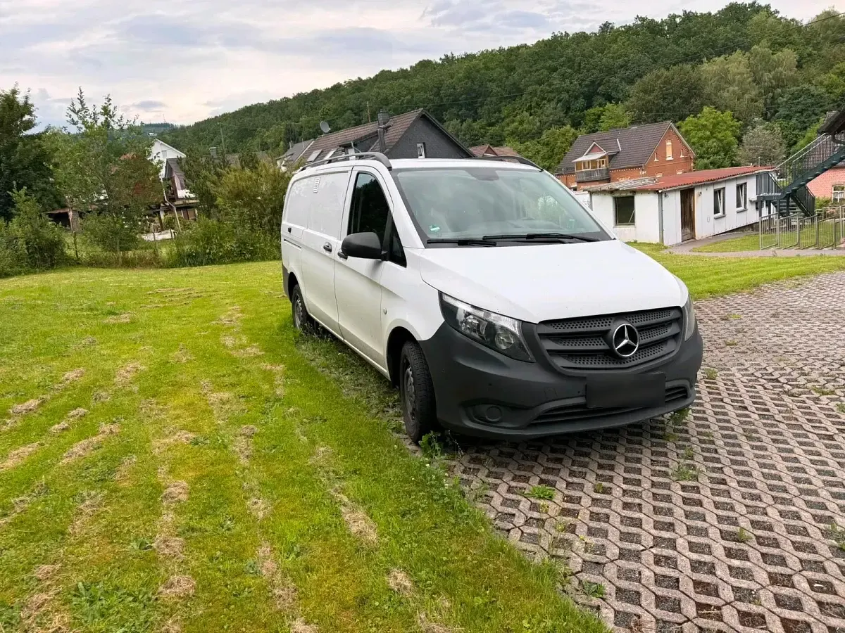Gebraucht Mercedes Vito 136 PS (100 kW) 2017 Van