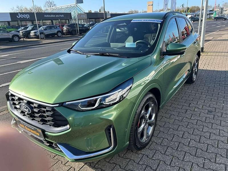 Gebraucht Ford Kuga ST-Line X 186 PS (136 kW) 2025 Grün SUV