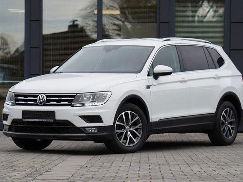Weiß Gebraucht 2018 VW Tiguan Allspace SUV | 23.980 € (Fairer Preis) - Bild 1/4