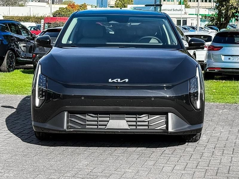 Neu Kia EV4 Earth 150 kW (204 PS) 2025 Schwarz Kleinwagen