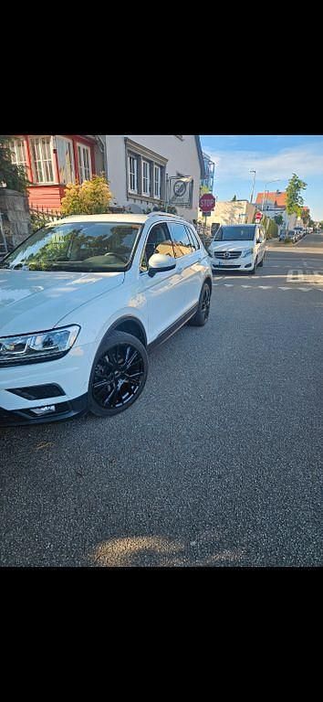 Gebraucht VW Tiguan Sound 150 PS (110 kW) 2017 Weiß SUV