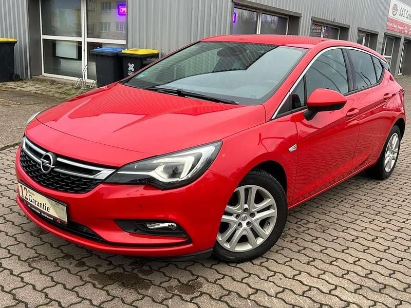 Rot Gebraucht 2019 Opel Astra Innovation Limousine | 8.999 € (Guter Preis) - Bild 1/4