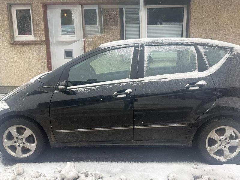 Schwarz Gebraucht 2008 Mercedes A170 Avantgarde Van / Kleinbus | 5.999 € (Fairer Preis) - Bild 1/4