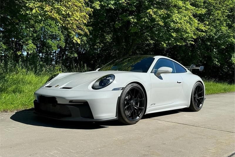 Grau Gebraucht 2022 Porsche 911 GT3 Coupé | 210.000 € (Teuer) - Bild 1/4