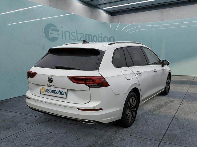 Gebraucht VW Golf VIII Move 110 PS (80 kW) 2024 Weiß Kombi