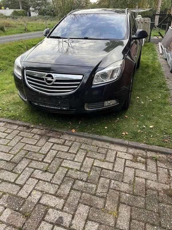 Gebraucht 2010 Opel Insignia Edition Kombi | 1.499 € (Superpreis) - Bild 1/4