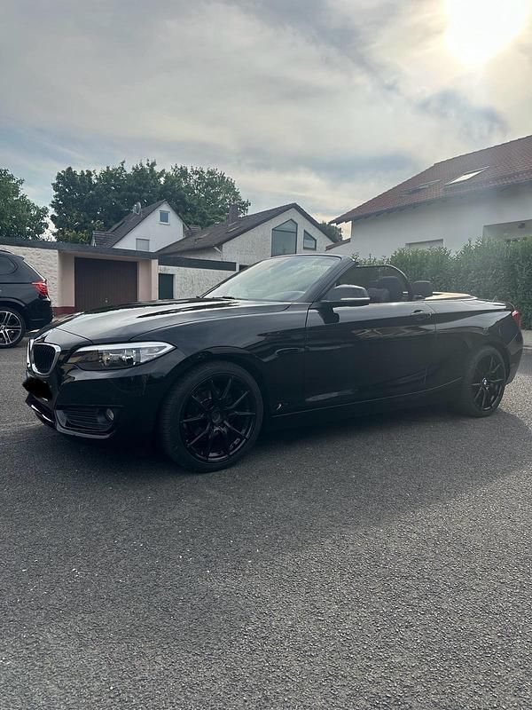 Schwarz Gebraucht 2016 BMW 218 Cabrio | 14.799 € (Fairer Preis) - Bild 1/4