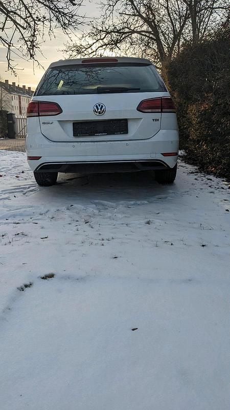 Gebraucht VW Golf VII 115 PS (84 kW) 2017 Weiß Kombi