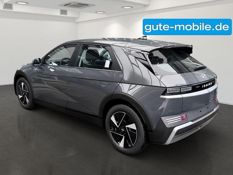 Neu Hyundai Ioniq 167 kW (228 PS) 2026 Ecotronic grey / mic Kleinwagen