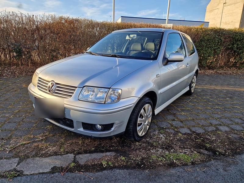 Gebraucht VW Polo 75 PS (55 kW) 2001 Silber Limousine