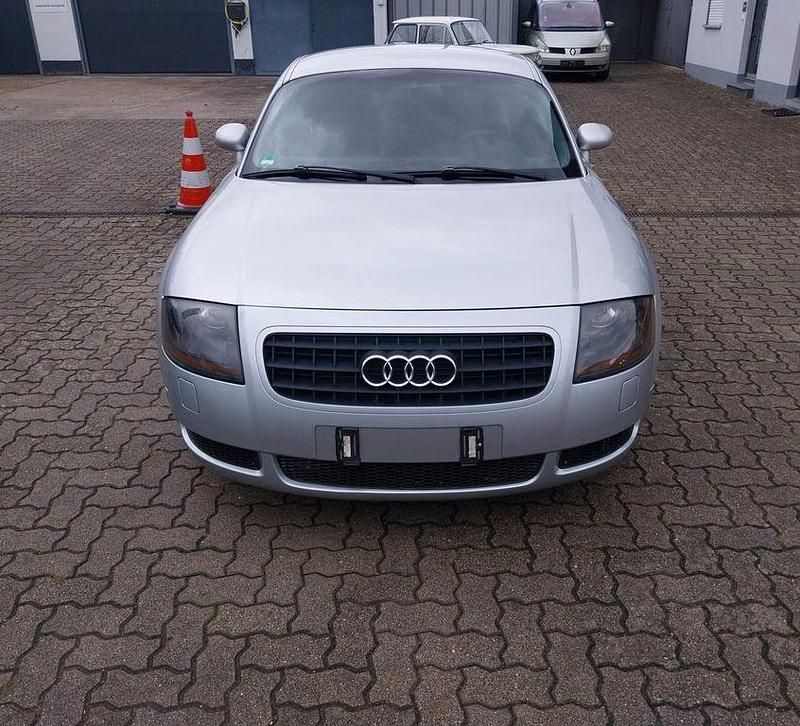 Gebraucht Audi TT Sport 179 PS (131 kW) 1999 Silber Coupé