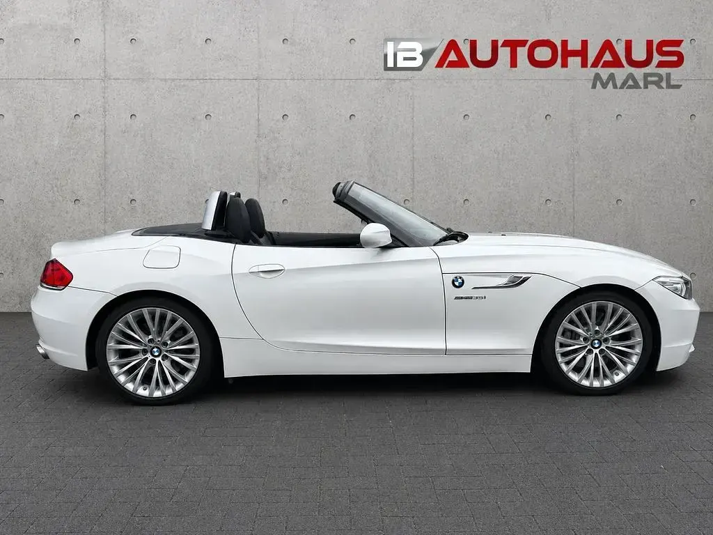 Gebraucht BMW Z4 Sport Line 306 PS (225 kW) 2015 Weiß Cabrio