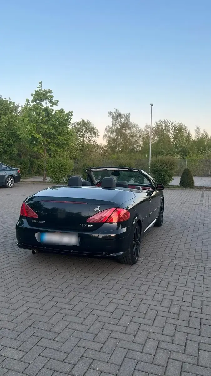 Gebraucht Peugeot 307 CC 140 PS (102 kW) 2005 Schwarz Cabrio