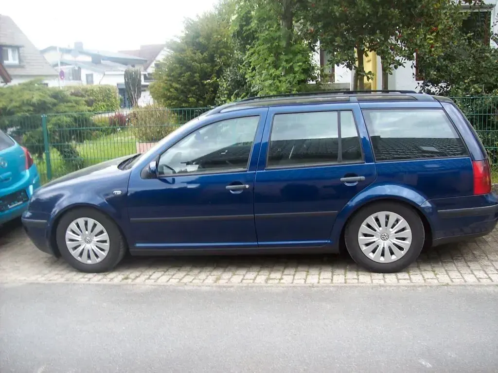 Gebraucht VW Golf IV 103 PS (75 kW) 2006 Blau Kombi