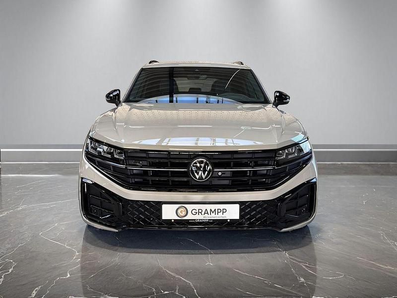 Neu VW Touareg Edition 286 PS (210 kW) 2026 Beige SUV