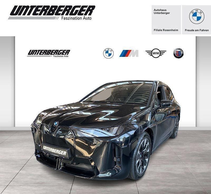 Schwarz Neu 2025 BMW iX M Sport SUV | 88.990 € (Teuer) - Bild 1/4