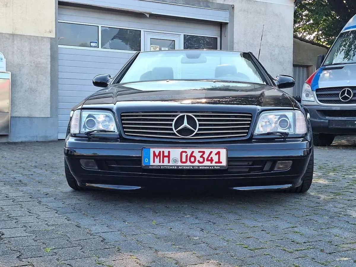 Gebraucht Mercedes SL320 224 PS (164 kW) 1998 Schwarzmet. Cabrio