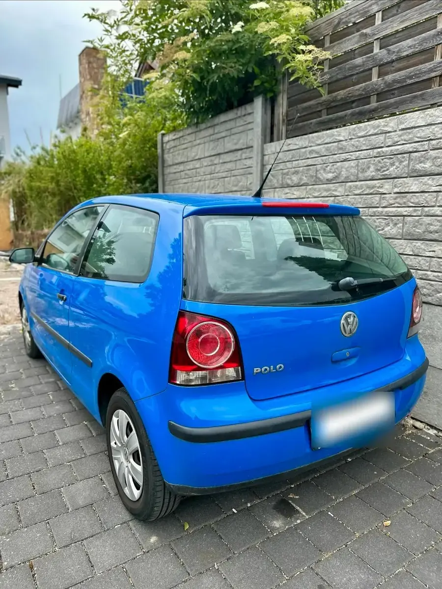 Gebraucht VW Polo 60 PS (44 kW) 2009 Blau Kleinwagen