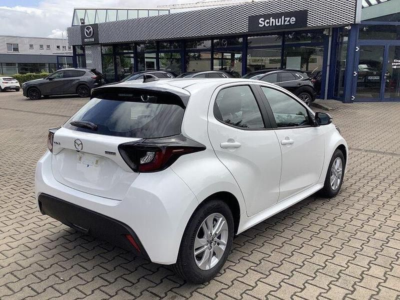 Neu Mazda 2 Center-Line 116 PS (85 kW) 2025 Lunar white Kleinwagen