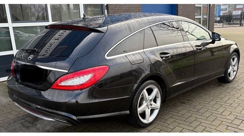 Schwarz Gebraucht 2014 Mercedes 350 AMG Coupé | 15.250 € (Guter Preis) - Bild 1/4