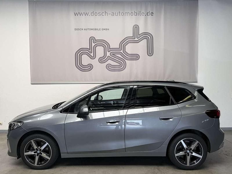 Gebraucht BMW 218 Luxury Line 136 PS (100 kW) 2024 Skyscraper grau Van / Kleinbus