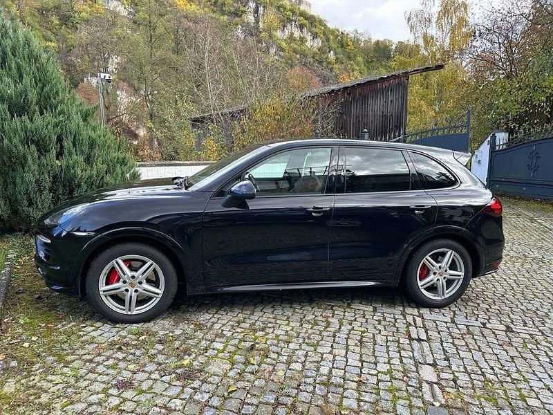 Gebraucht Porsche Cayenne GTS 420 PS (308 kW) 2012 Schwarz SUV