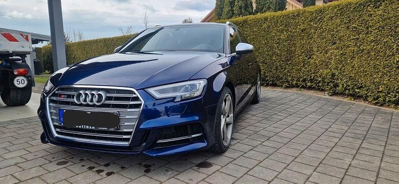 Gebraucht Audi S3 Sport 300 PS (220 kW) 2016 Blau Limousine
