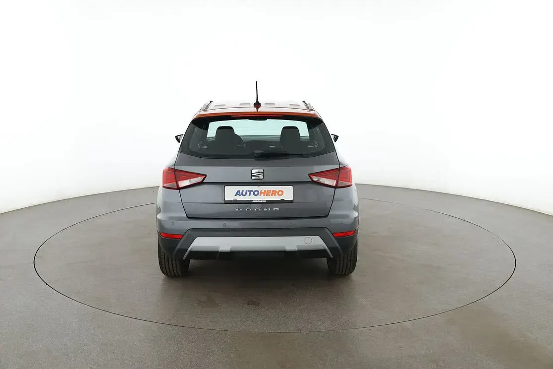 Gebraucht Seat Arona XCELLENCE 116 PS (85 kW) 2017 Grau SUV