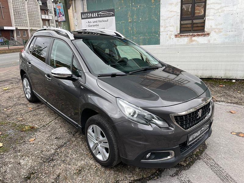 Grau Gebraucht 2017 Peugeot 2008 Style SUV | 7.750 € (Fairer Preis) - Bild 1/4