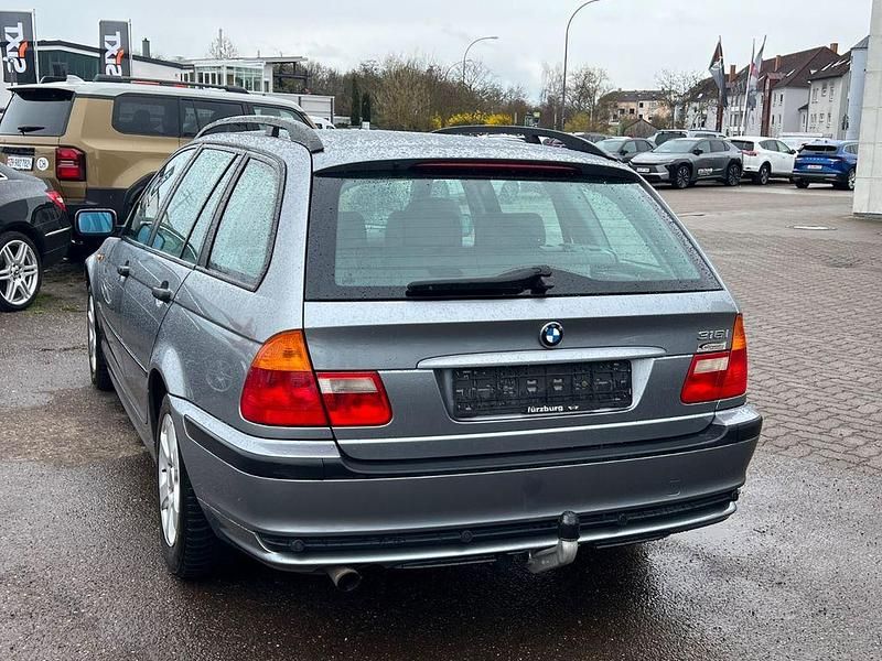 Gebraucht BMW 316 Exclusive 116 PS (85 kW) 2005 Grau Kombi