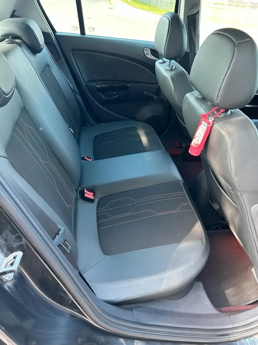 Gebraucht Opel Corsa 87 PS (63 kW) 2013 Schwarz Kleinwagen