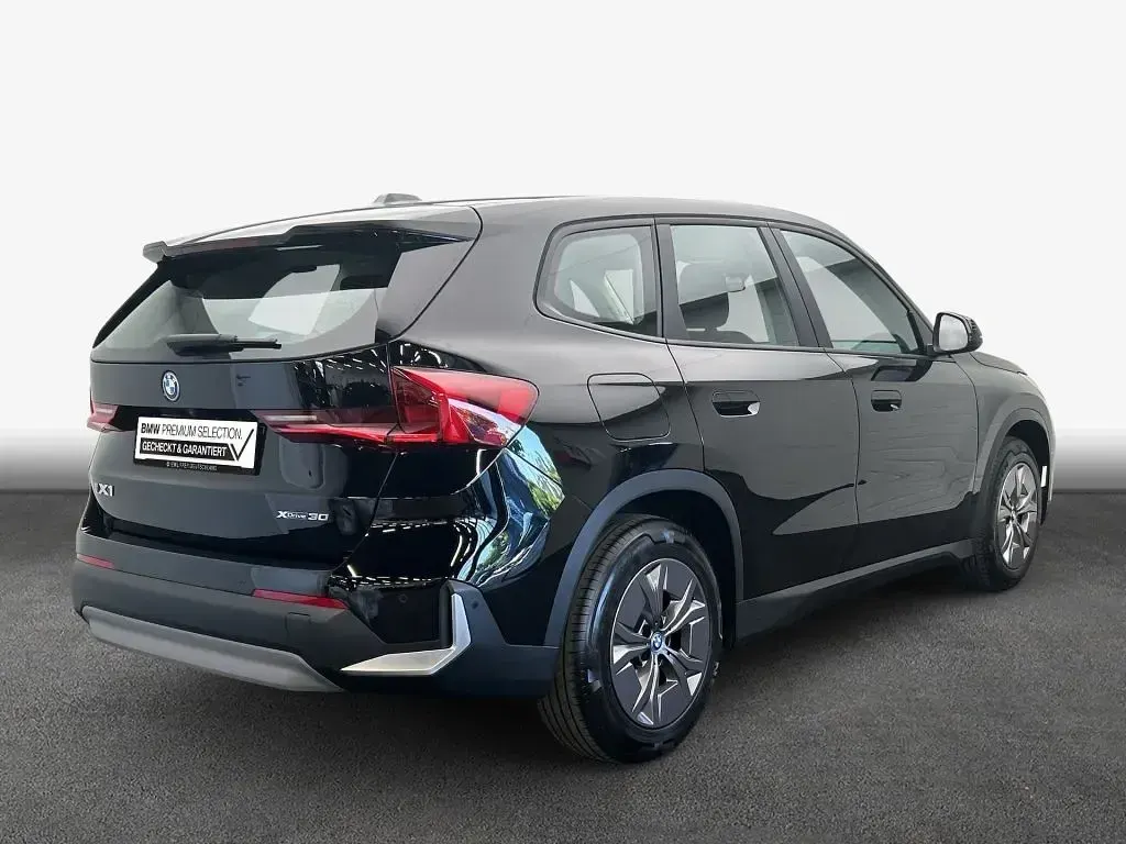 Gebraucht BMW iX1 Performance 230 kW (313 PS) 2023 Schwarz ii SUV