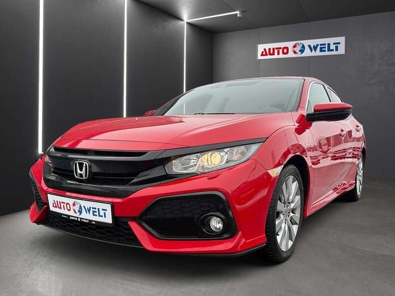 Gebraucht Honda Civic Elegance 126 PS (92 kW) 2018 Rot Limousine