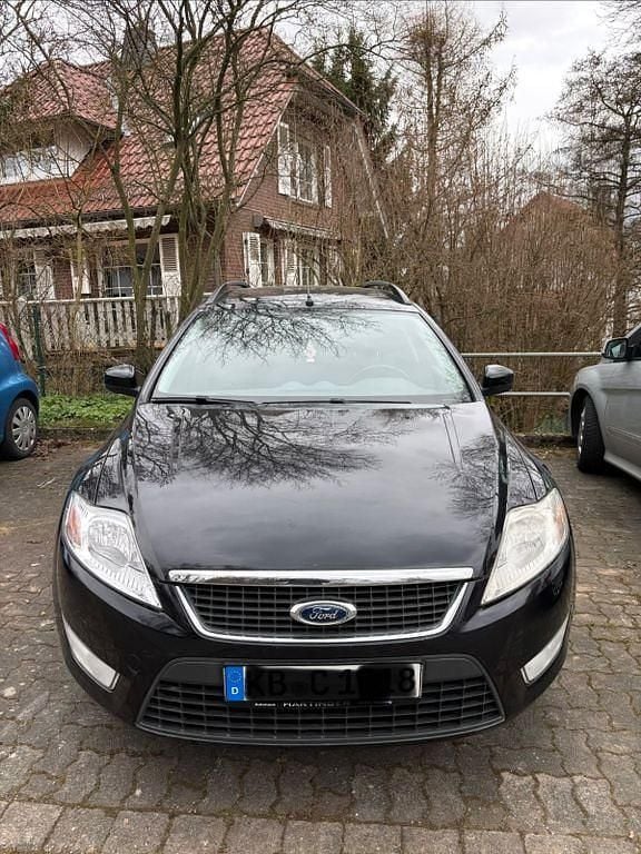 Gebraucht Ford Mondeo Ambiente 125 PS (91 kW) 2007 Schwarz Limousine