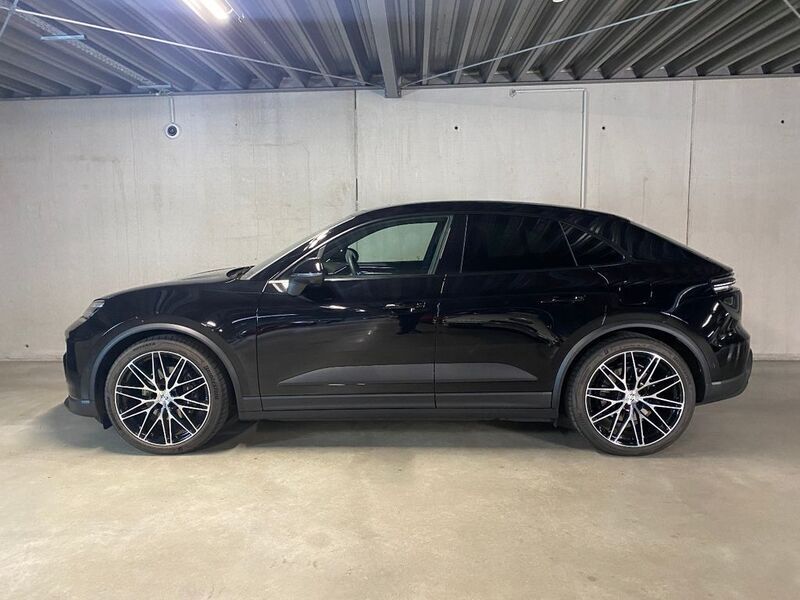 Gebraucht Porsche Macan 300 kW (408 PS) 2025 Schwarz SUV