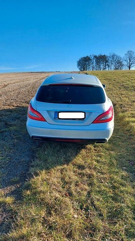 Gebraucht Mercedes CLS350 Shooting Brake 306 PS (225 kW) 2013 Weiß Kombi