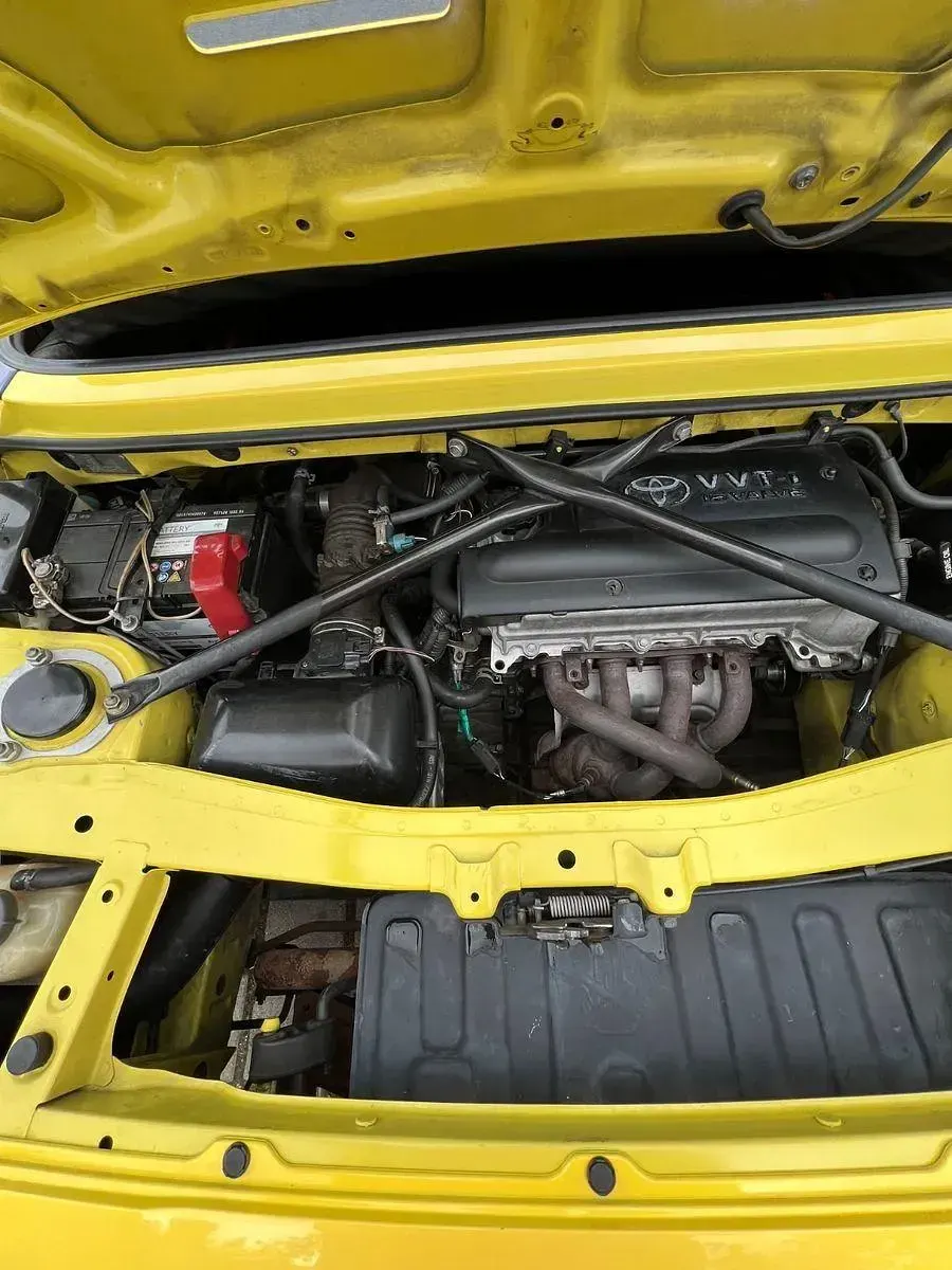 Gebraucht Toyota MR2 140 PS (102 kW) 2002 Gelb Cabrio