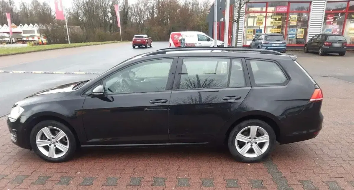 Gebraucht VW Golf VII Comfortline 150 PS (110 kW) 2016 Schwarz Kombi