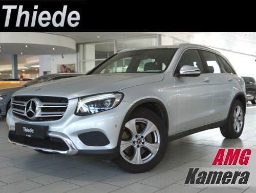 Silber Gebraucht 2018 Mercedes GLC220 Exclusive Limousine | 24.950 € (Guter Preis) - Bild 1/3