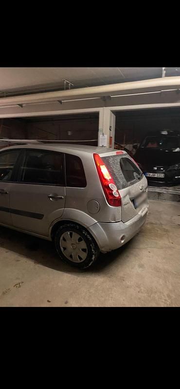 Gebraucht Ford Fiesta 2006 Grau Kleinwagen