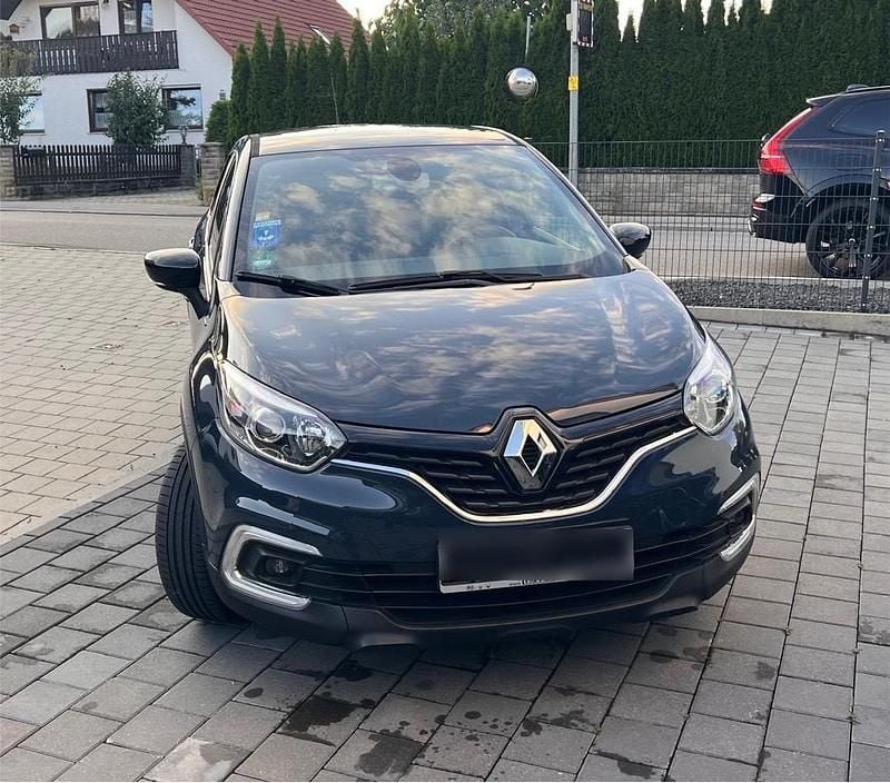 Blau Gebraucht 2019 Renault Captur LIMITED SUV | 12.800 € (Fairer Preis) - Bild 1/4