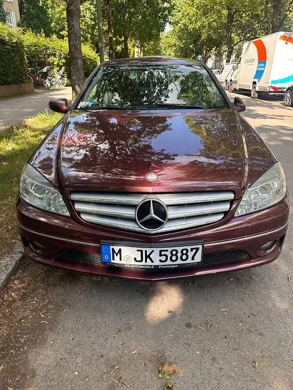 Gebraucht Mercedes C180 156 PS (114 kW) 2008 Rot Coupé