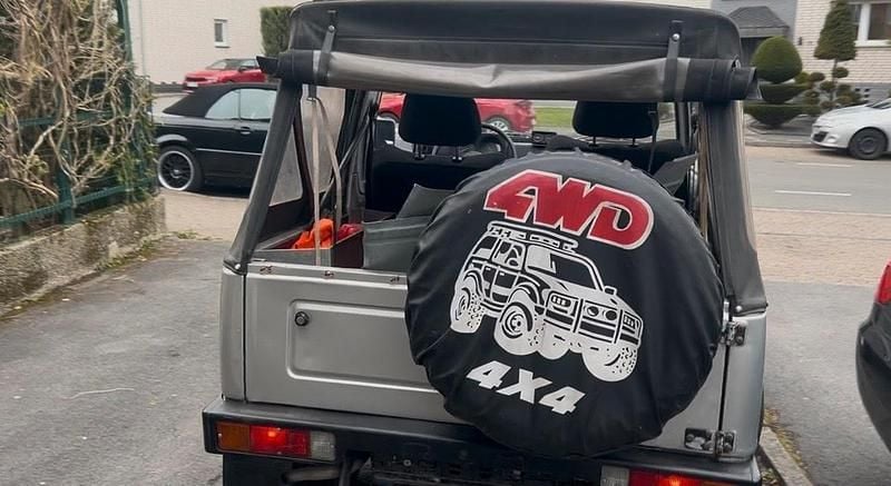 Second-hand Suzuki Samurai 45 CP (33 kW) 1983 Argintiu SUV